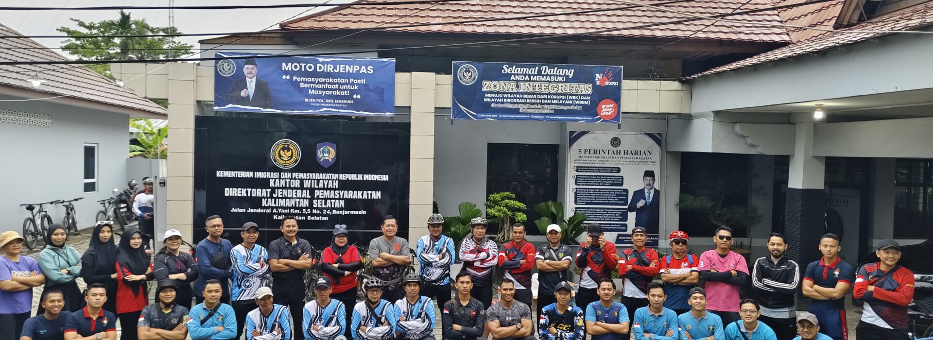 Kakanwil Ditjenpas Kalsel Pimpin Fun Bike Banjar Raya; Lapas Narkotika Karang Intan Turut Tumbuhkan Soliditas Jajaran Pemasyarakatan
