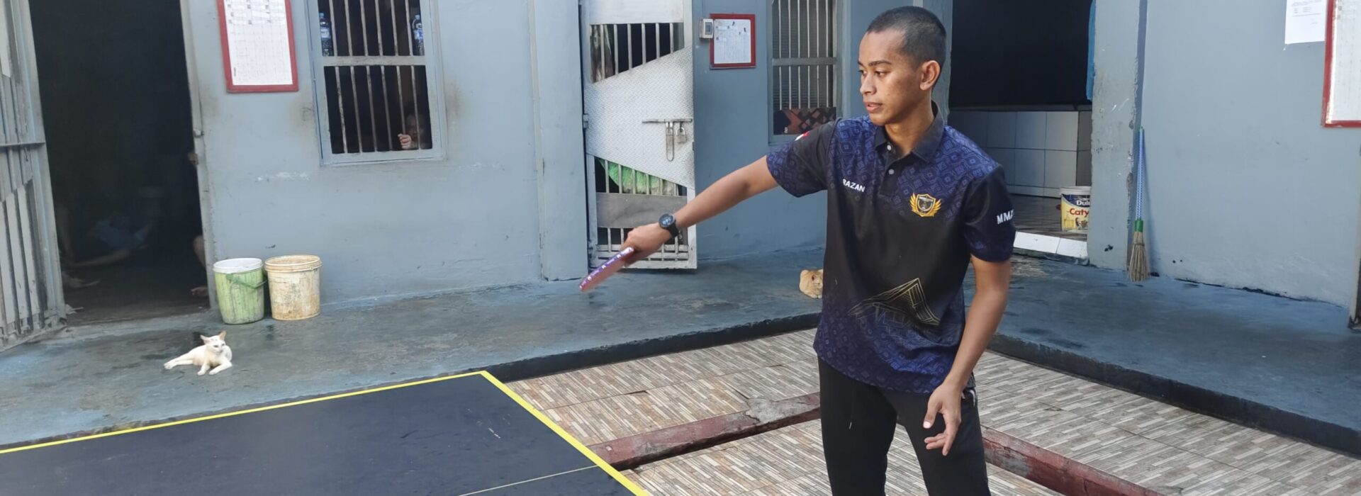 Petugas dan Warga Binaan Main Bareng Tenis Meja, Bangun Suasana Positif di Lapas Narkotika Karang Intan